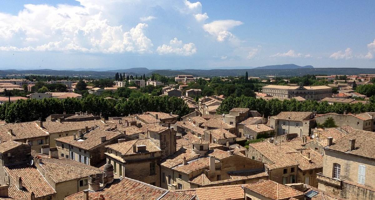 uzes-801340_960_720