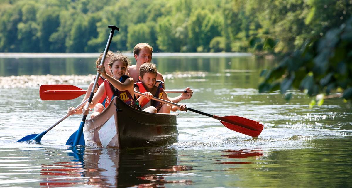24 - Canoe en famille sur la Dordogne - -® Lot Tourisme - Pierre Soissons