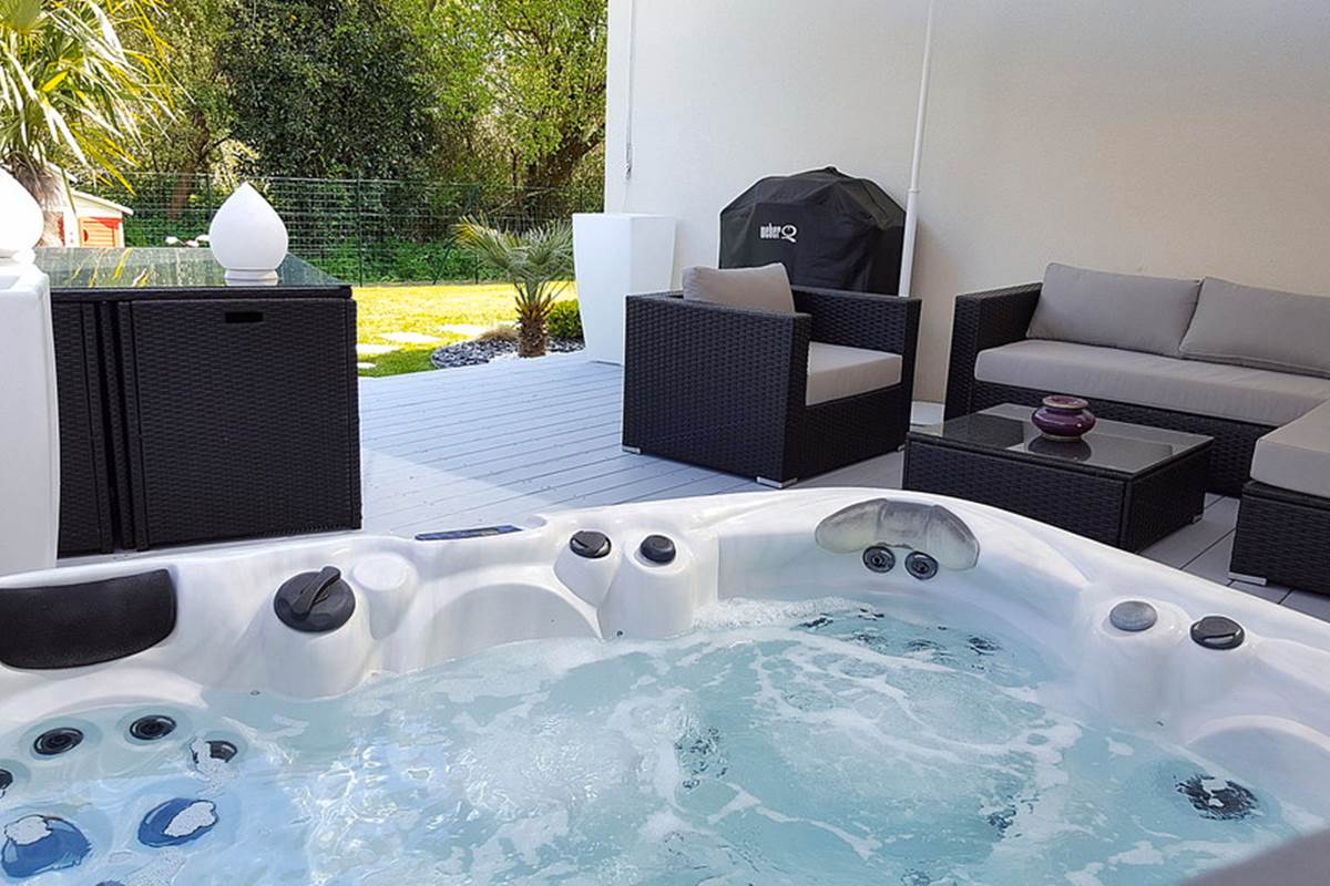 espace jacuzzi La Villa d'Escoublac
