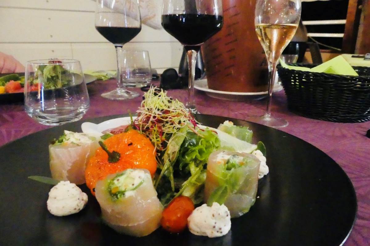 SALADE DE SASHIMIS