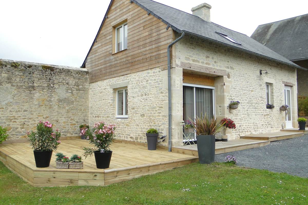 Dans la Maison du Palefrenier les gîtes Jeanne et Lucie