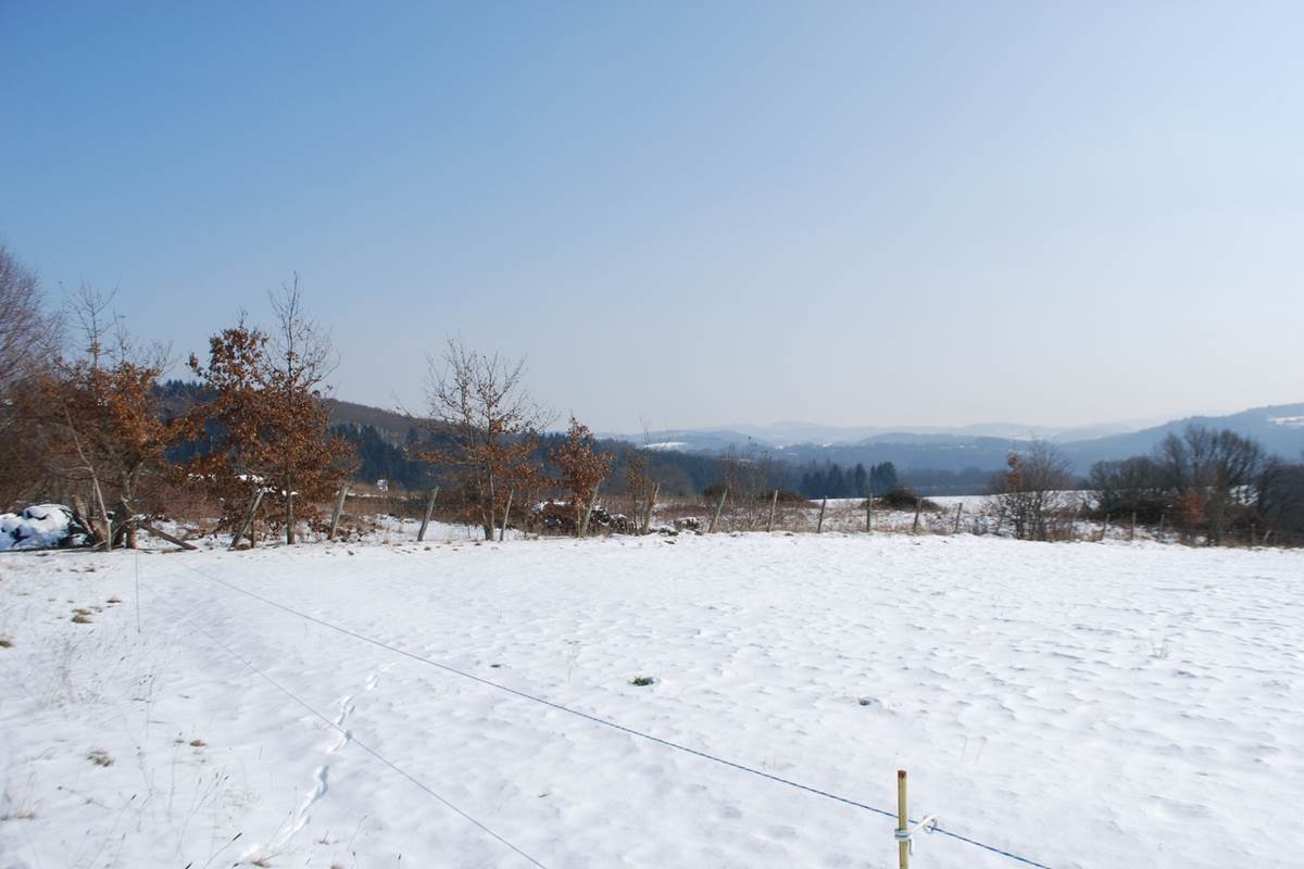 paysage d'hiver, vue devant le Ranch des Lacs Vervialle 87120