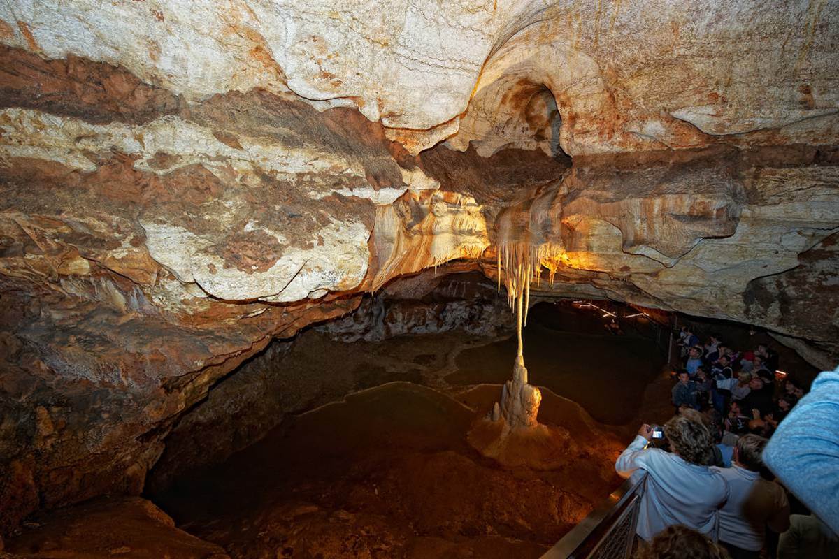 grotte_de_lacave_-_lot