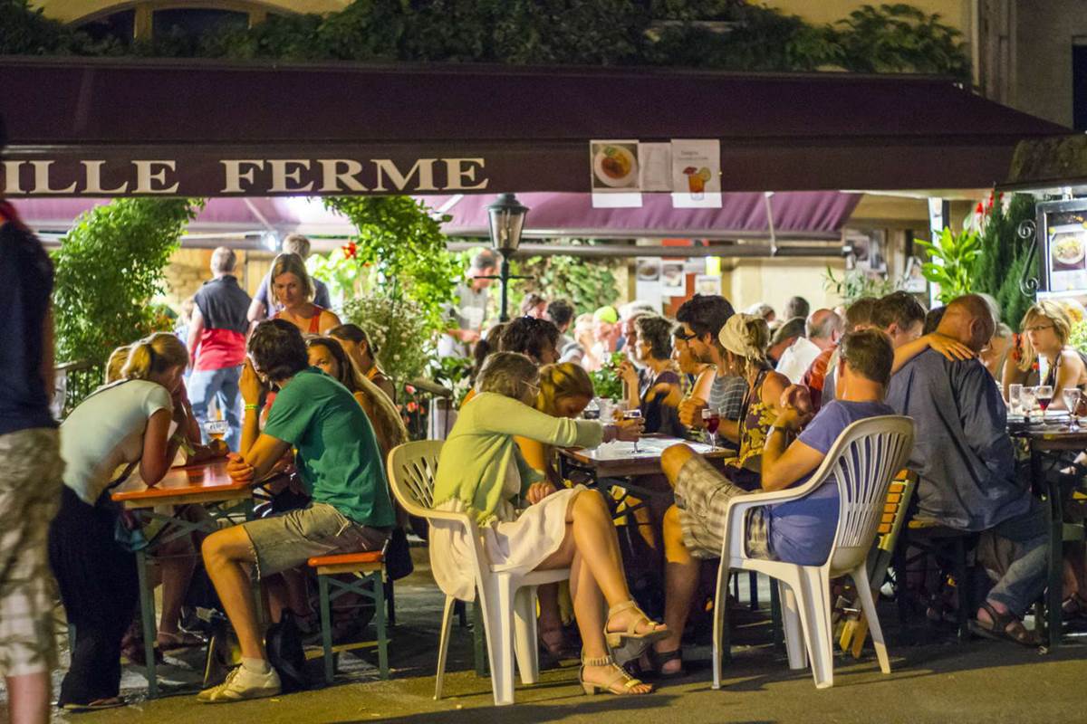 Une terrasse conviviale
