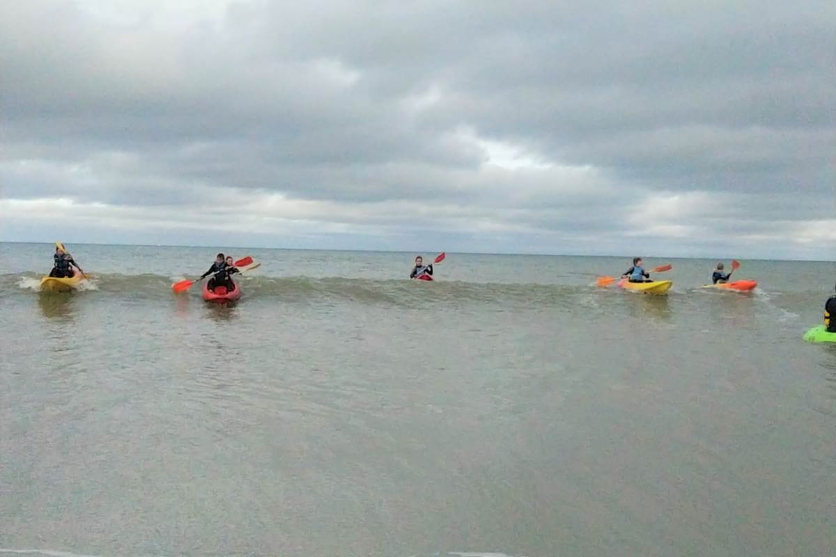 Concept Sport Émotion _ Centre de loisir _ stage mixte kayak - kayak surf - surf