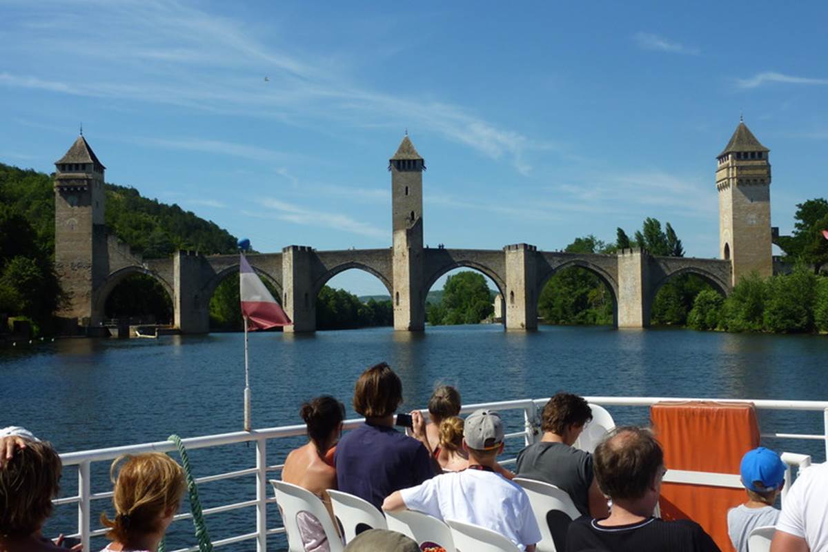 Croisière promenade à bord du Valentré © Lot Tourisme - E. Ruffat 120724-163230.jpg