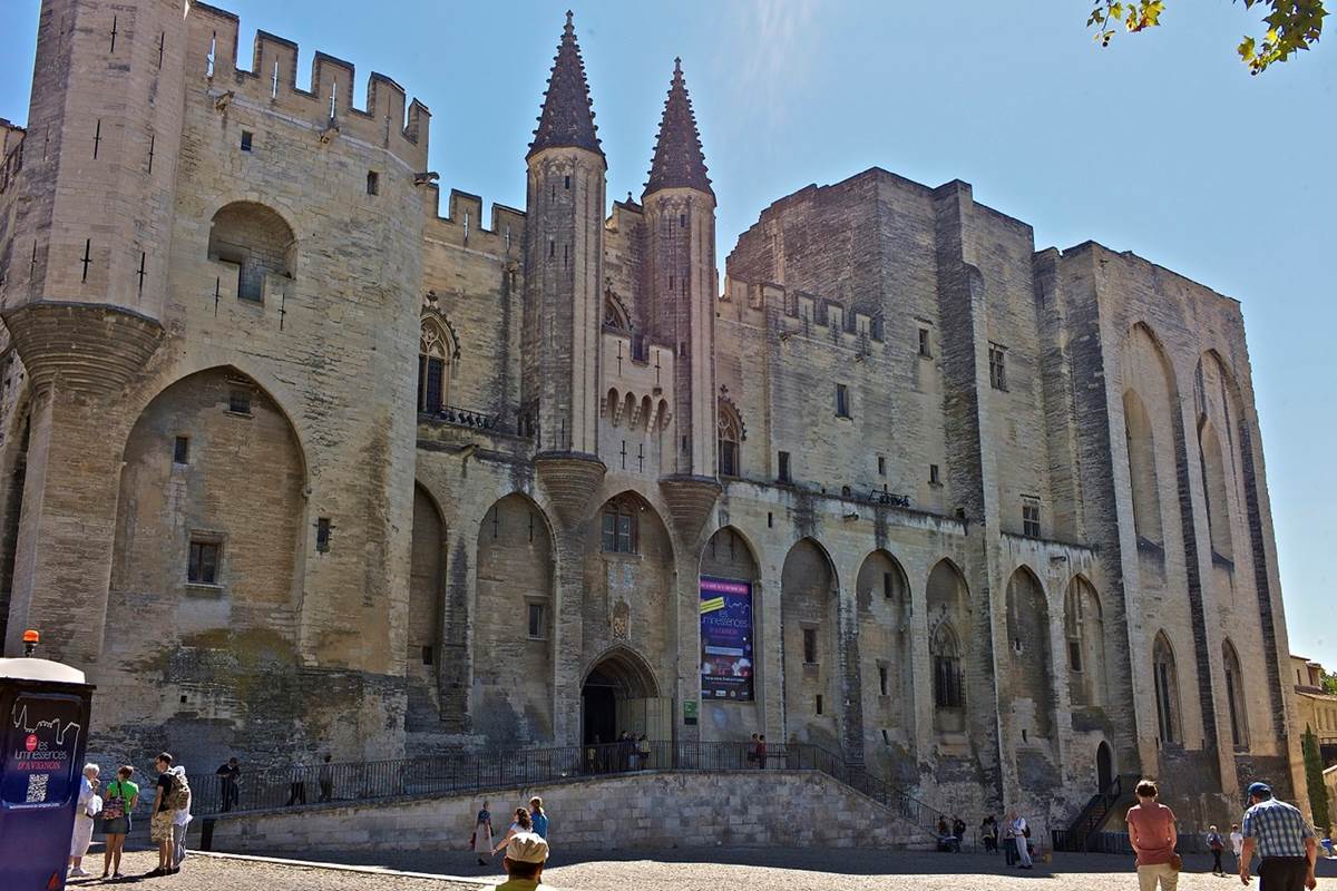 Le Palais des Papes à Avignon m
