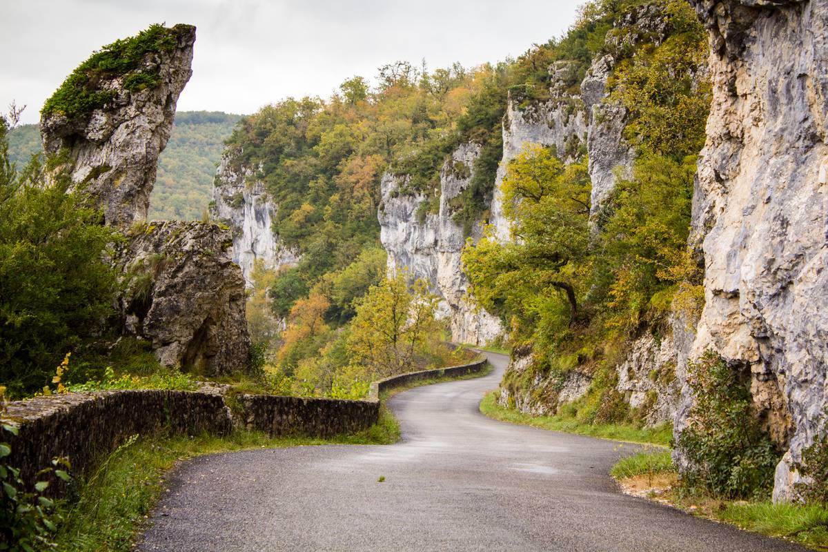 Route de la Falaise - Bouziès