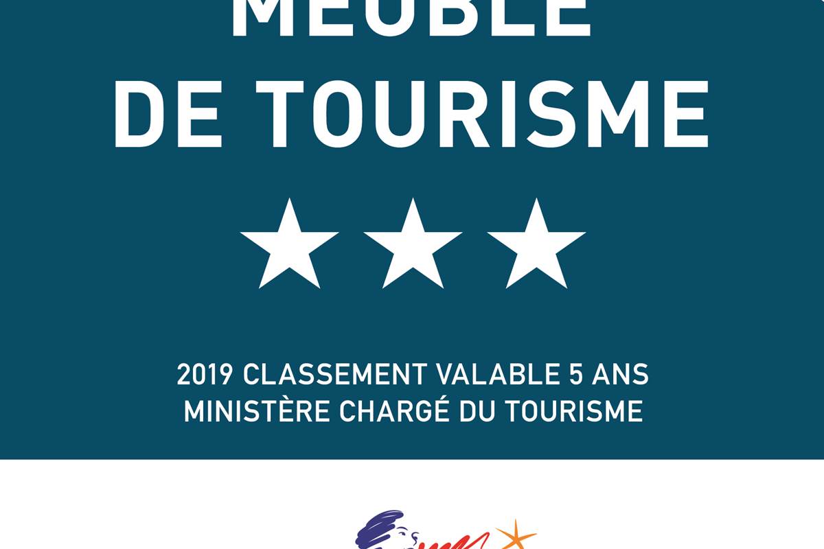 Plaque-Meuble_tourisme3_2019