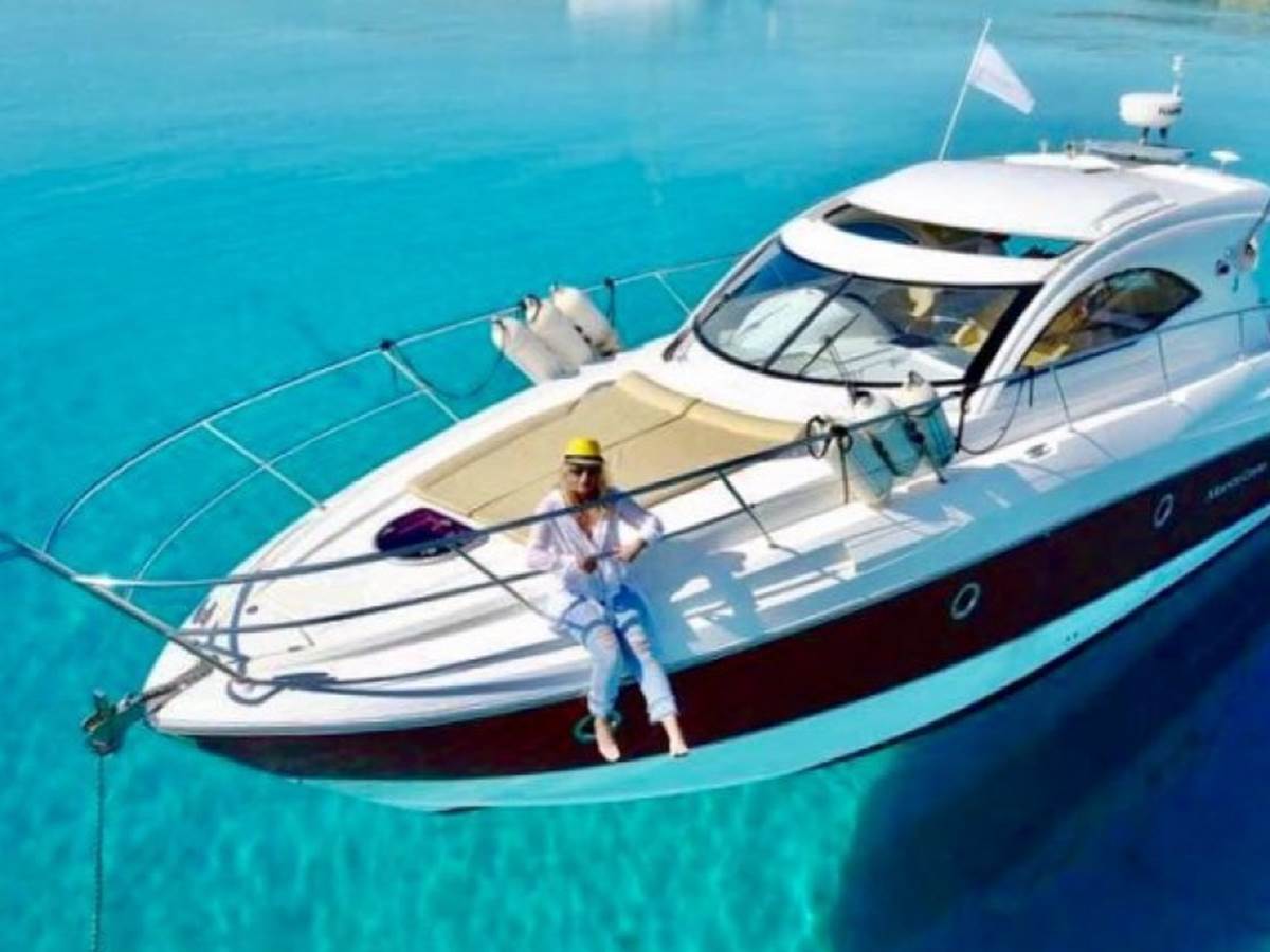 yacht Charles & Ashton