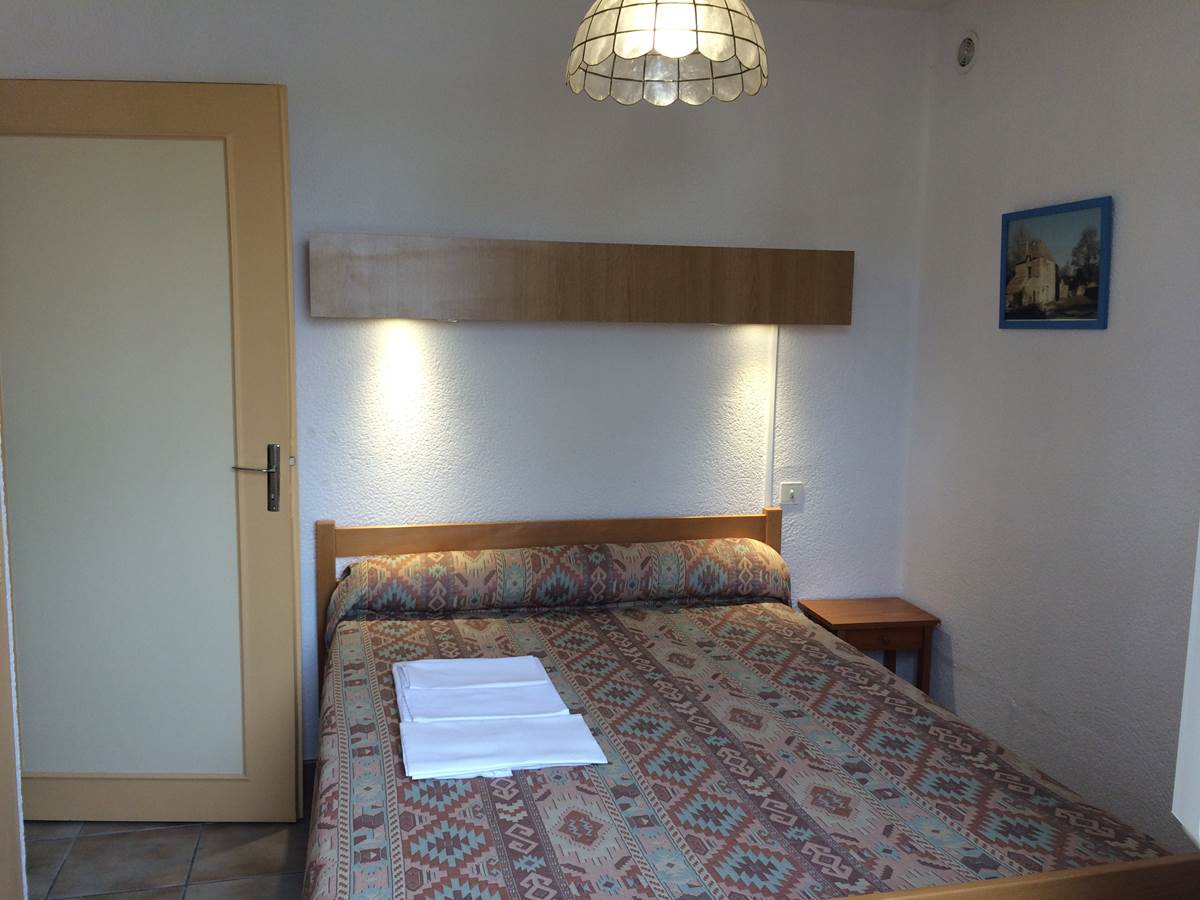 CHAMBRE 1 LIT DOUBLE