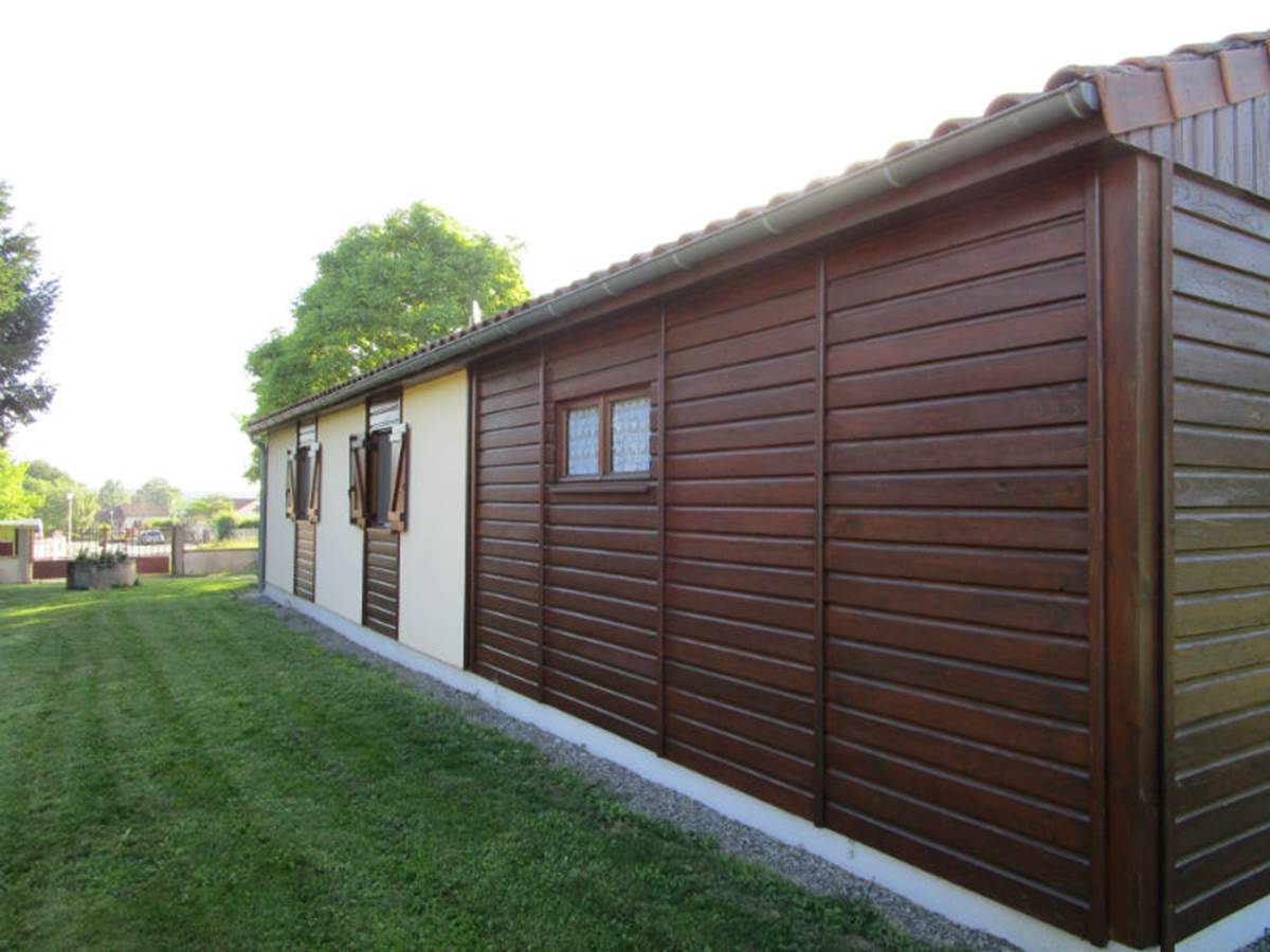 Gîte Les Rosiers Arnac-La-Poste, vue extérieure