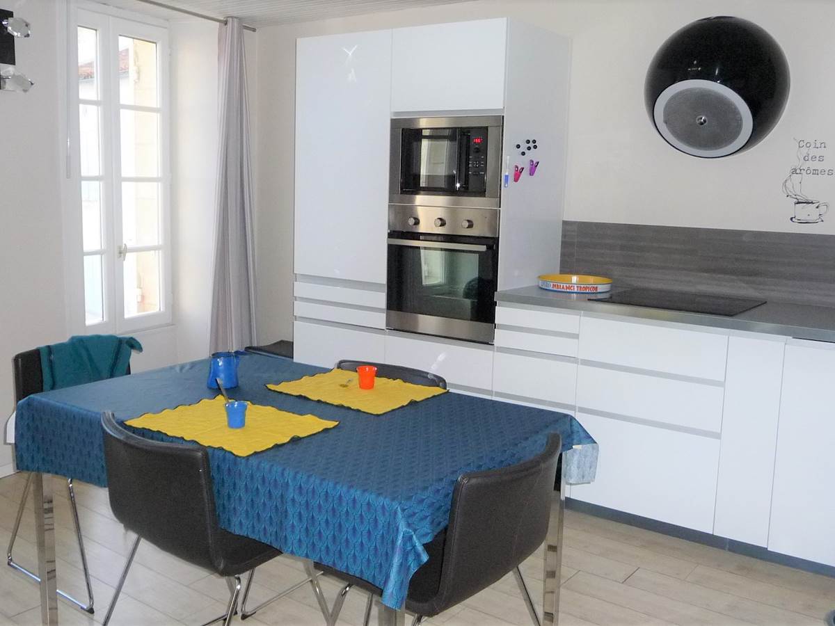 La cantine du 4