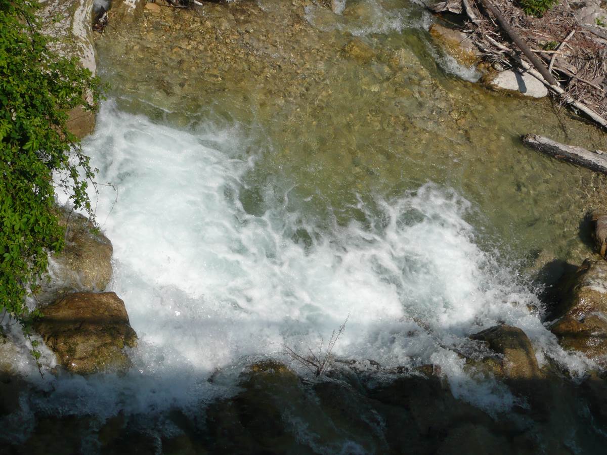 Chute d'eau du Toulourenc près de Mollans-sur-Ouvèze