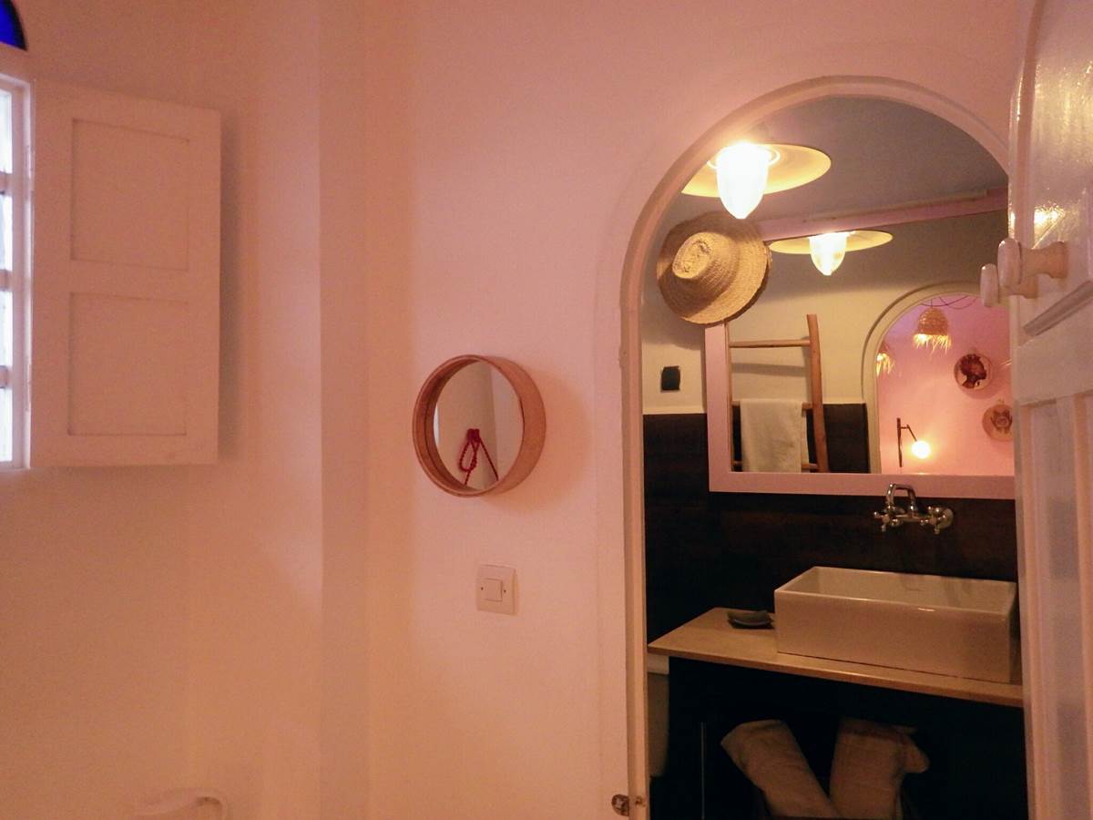 Vers la salle de bain