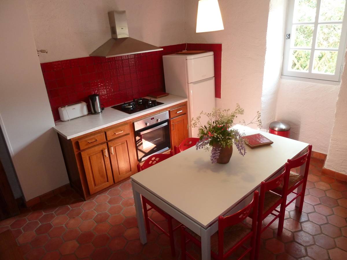 la cuisine toute équipée
