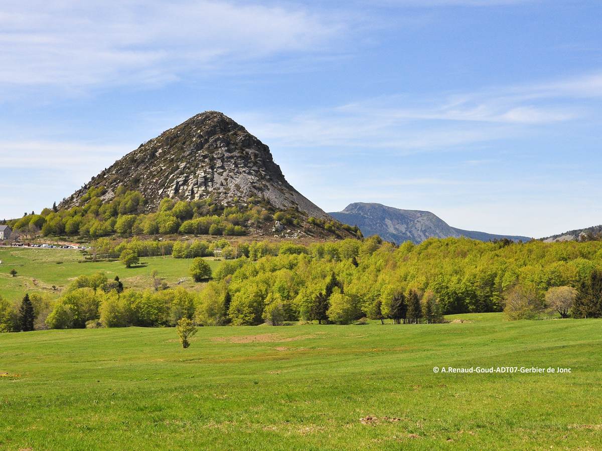 © A.Renaud-Goud-ADT07-Mont_Gerbier_de_Jonc-11