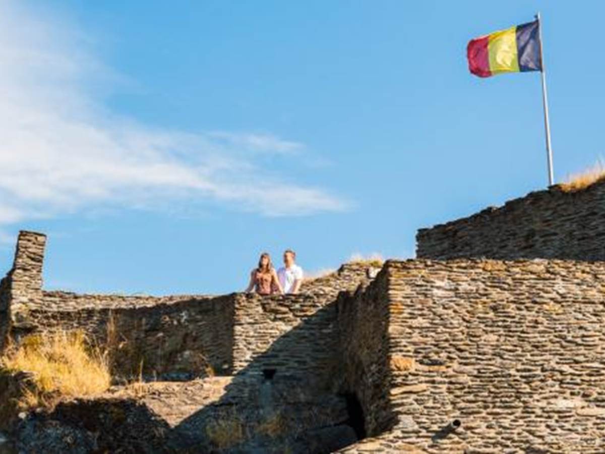 244461_LaRoche-en-ardenne-ChateauFeodal_(c)WBT-DenisErroyaux