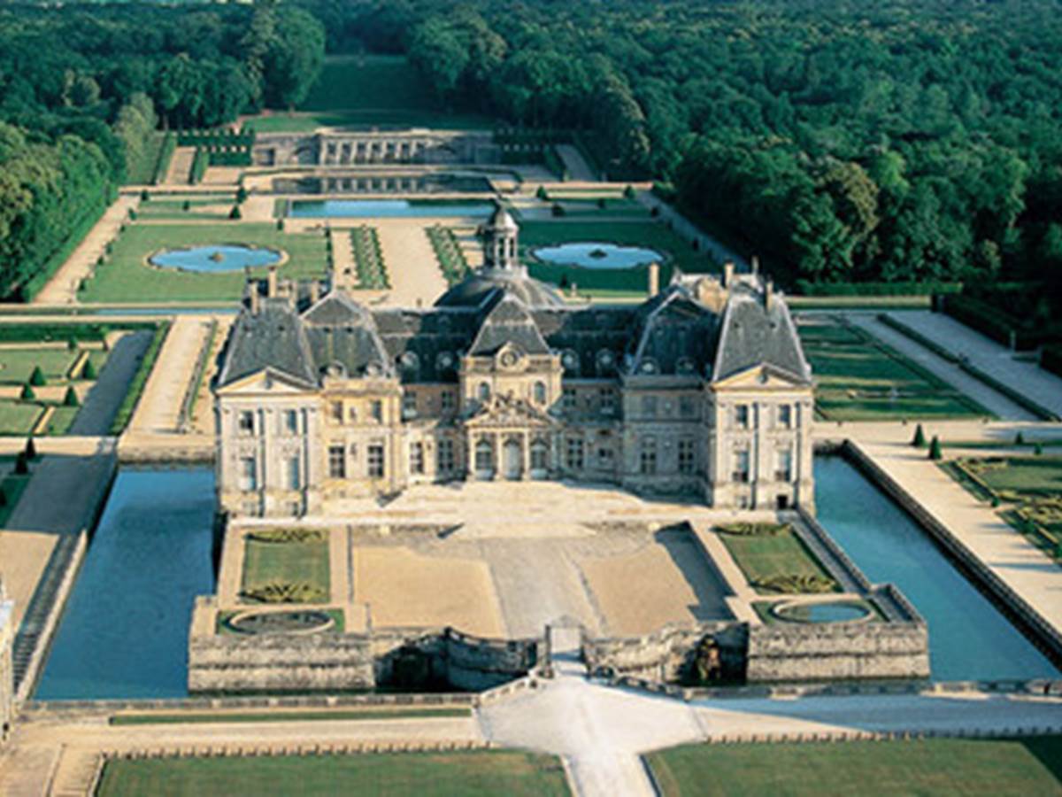 chateau-de-vaux-le-vicomte-8-630x405-c-otcp-dr_block_media_big