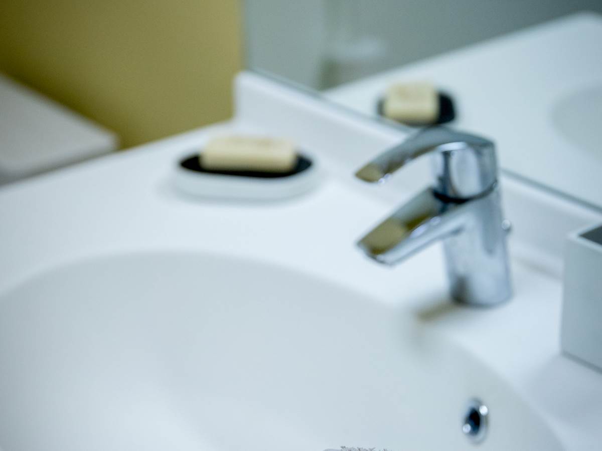 A_Quiet_Place_A_Quiet_Workspace_Salle_De_Douche_Et_Wc