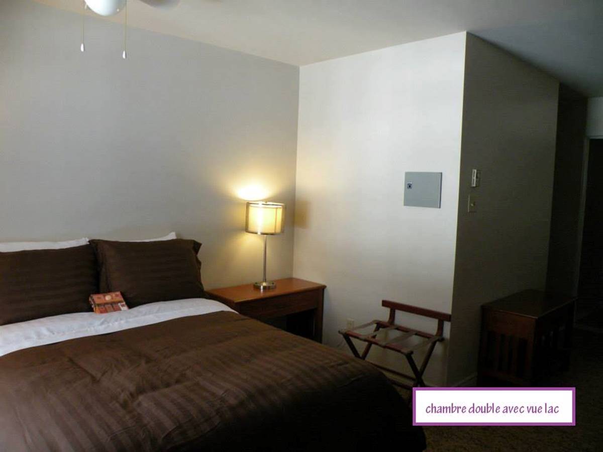 chambre double vue lac
