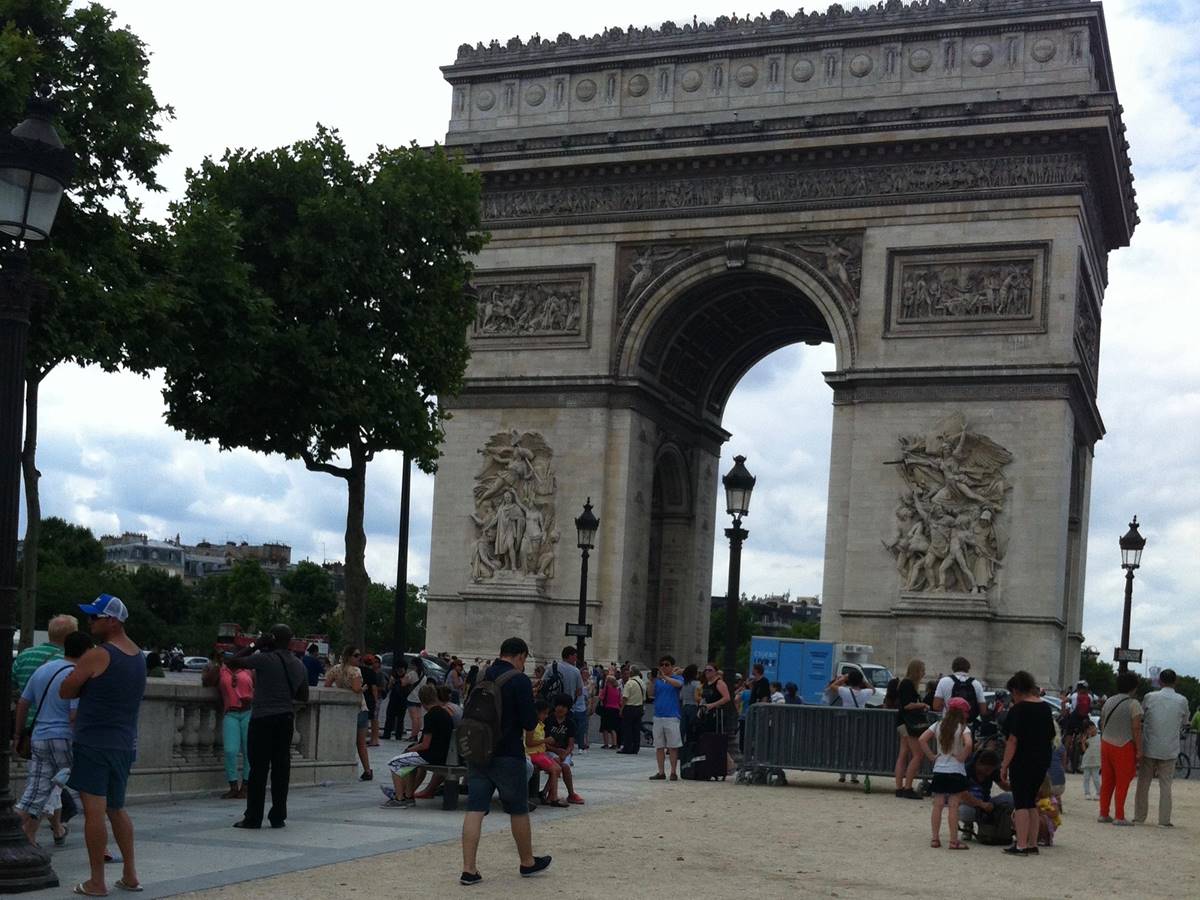 ARC DE TRIOMPHE