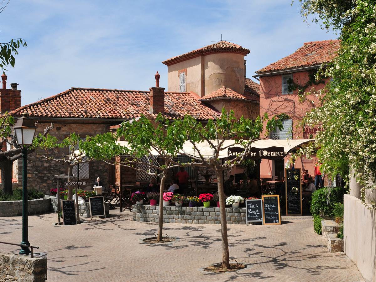 Le Castellet, petit village pittoresque