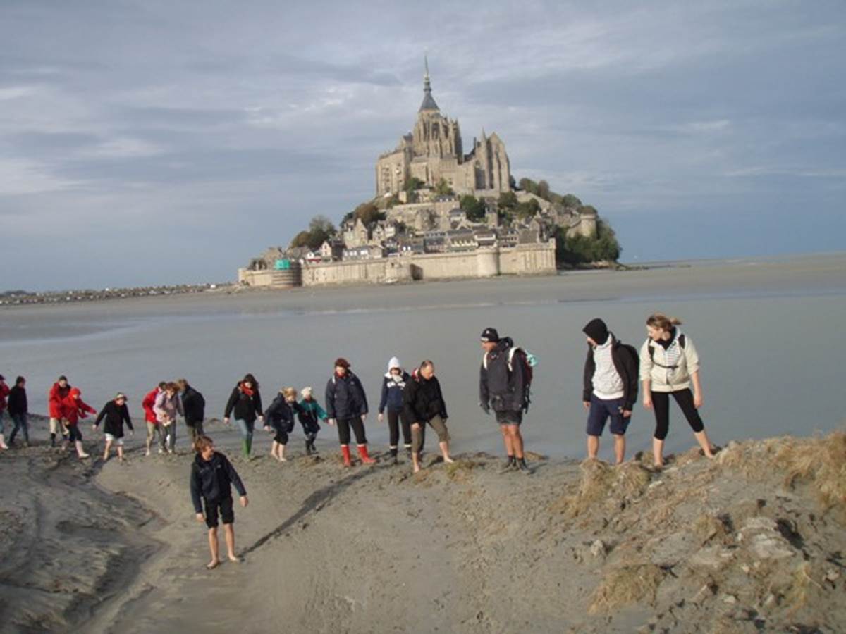 Traversée de la baie du Mont Saint Michel au rocher Tomblaine ...
