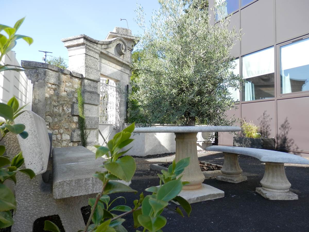 Table de jardin