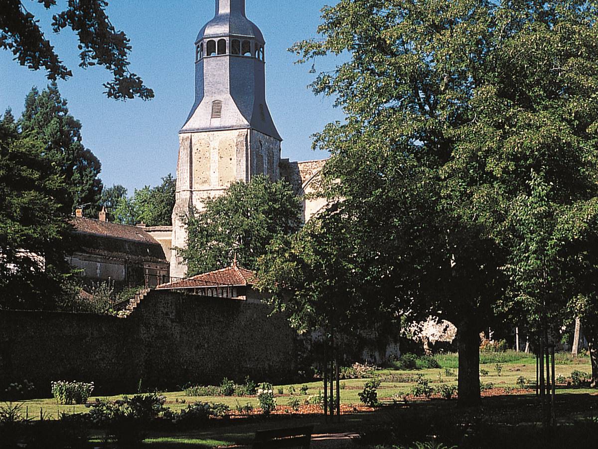Jardins thématiques de l’abbaye  de Thiron-Gardais
