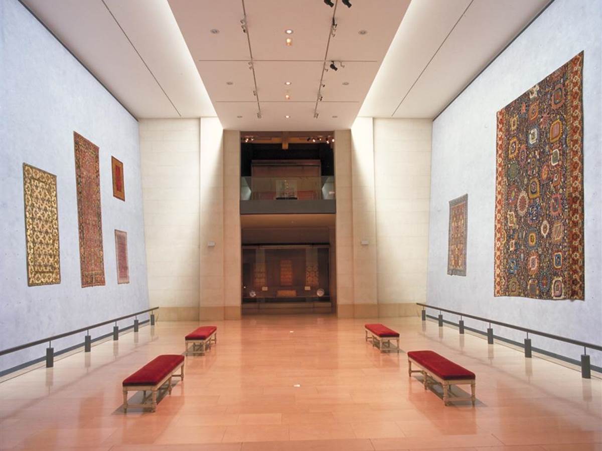 Musée des Tissus et des Arts décoratifs