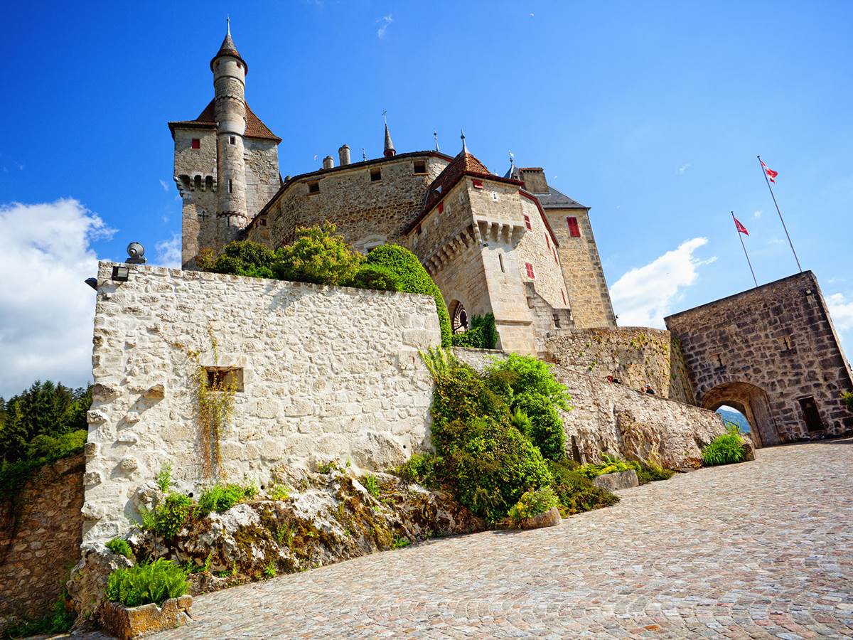 Le château de Menthon-Saint-Bernard