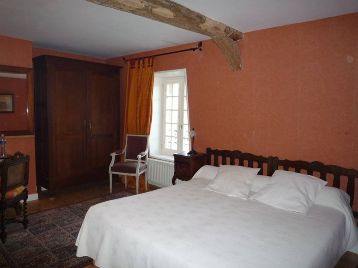 Château de Behen chambre Grenat