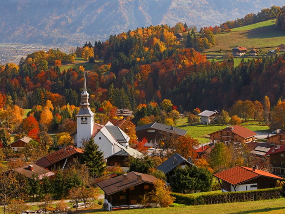 1 - CORDON - Village -   Automne