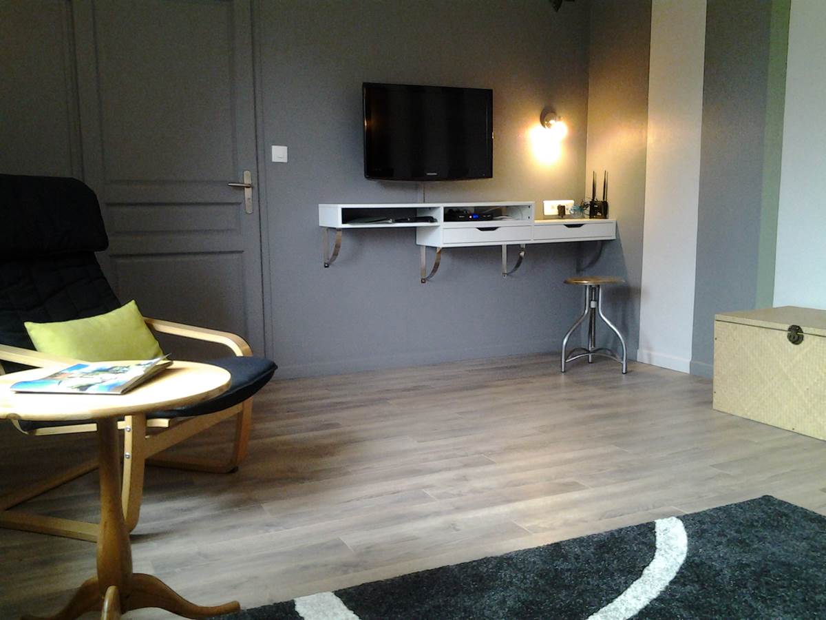 Grand salon Suite Papillon La Forestière Chambres hôtes quercy occitanie montauban gaillac monclar