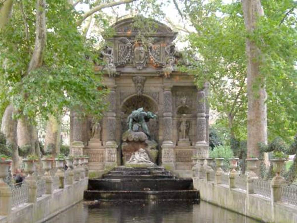 fontaine_medicis