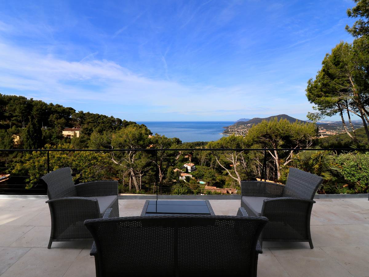 Salon de jardin vue mer