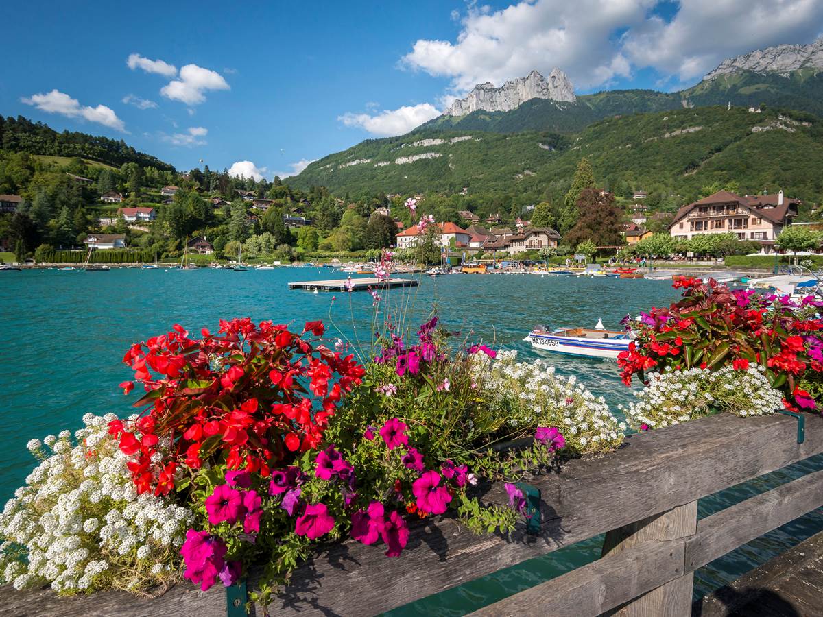 himg8551 - talloires