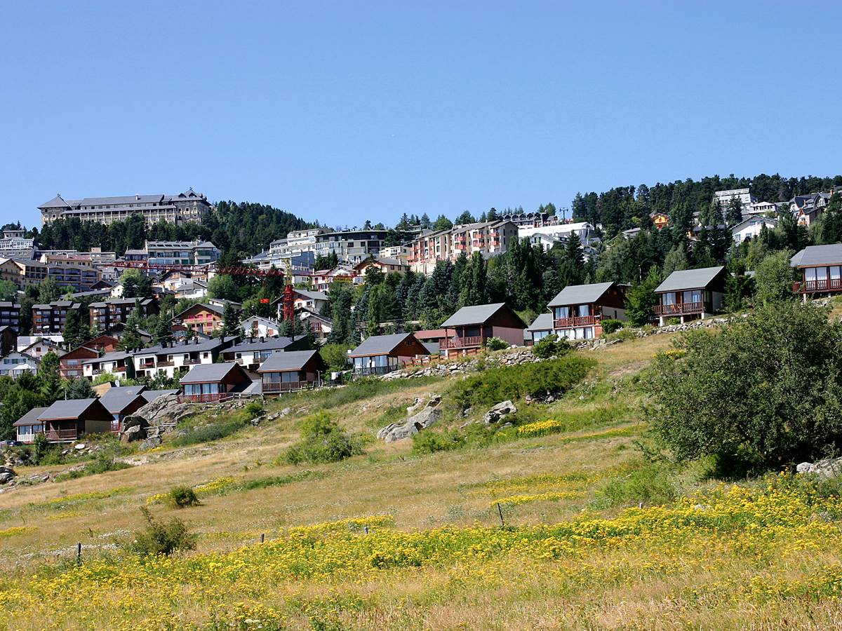 Commune (27)