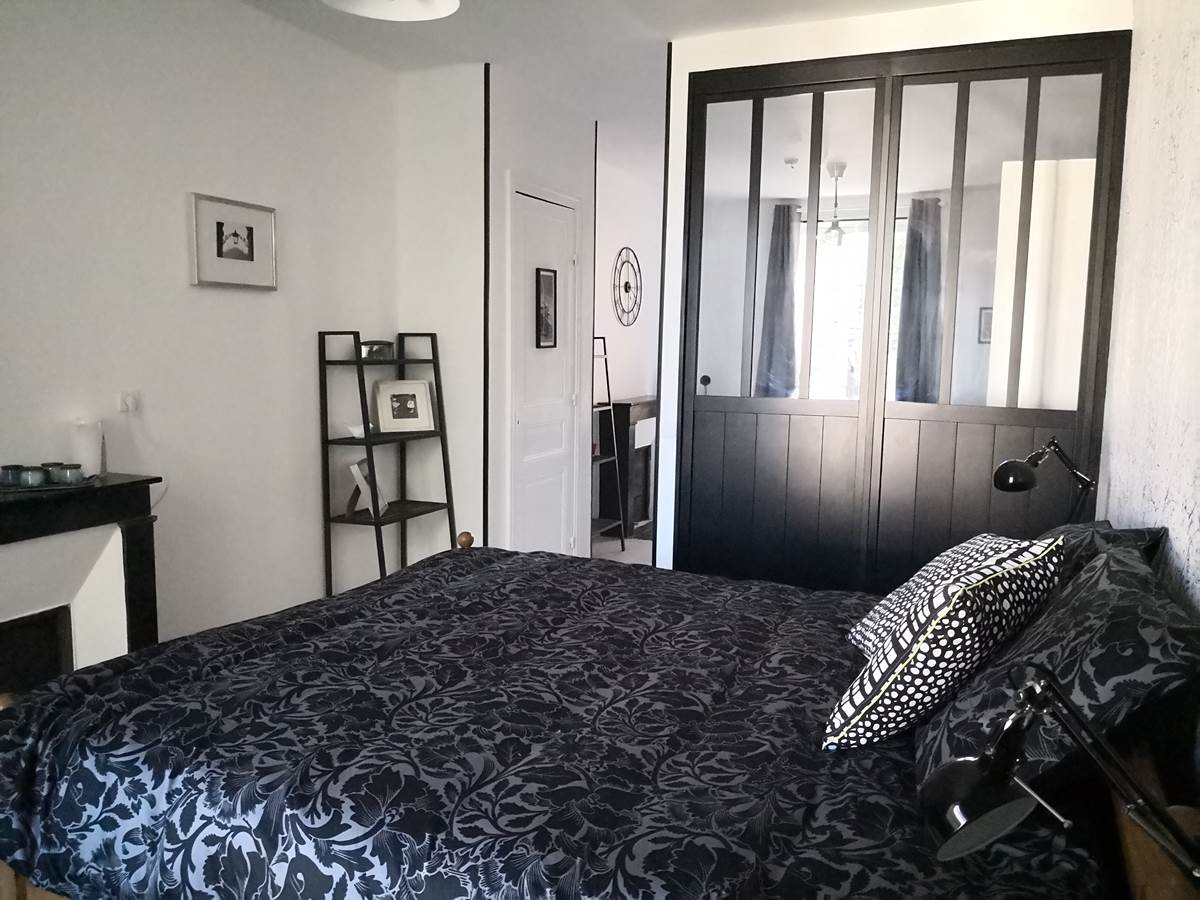 Maison Courbarien - suite Onyx chambre