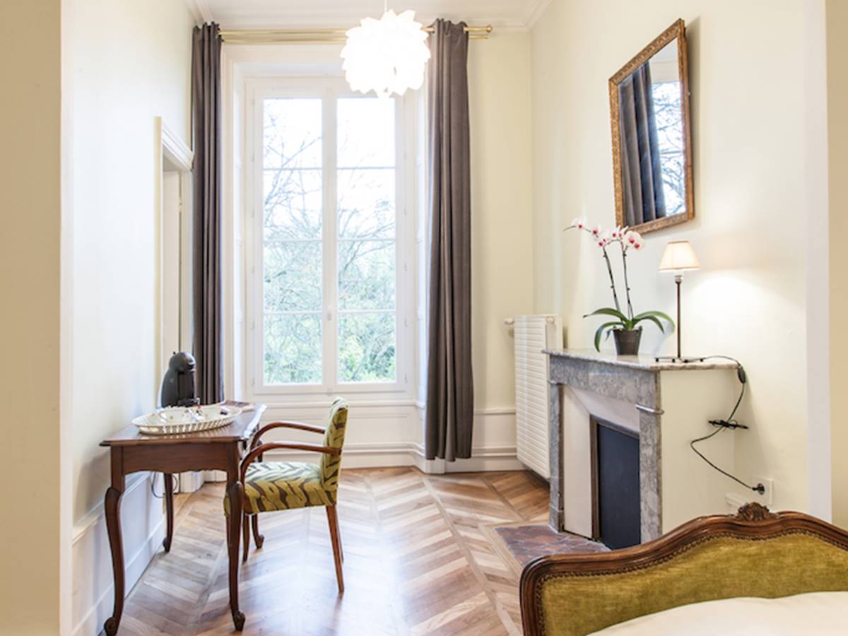 Suite St Taurin Boudoir vue Parc