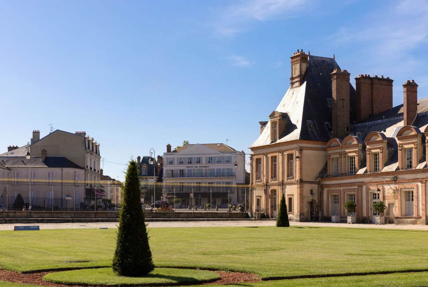 Hôtel de Londres • Fontainebleau