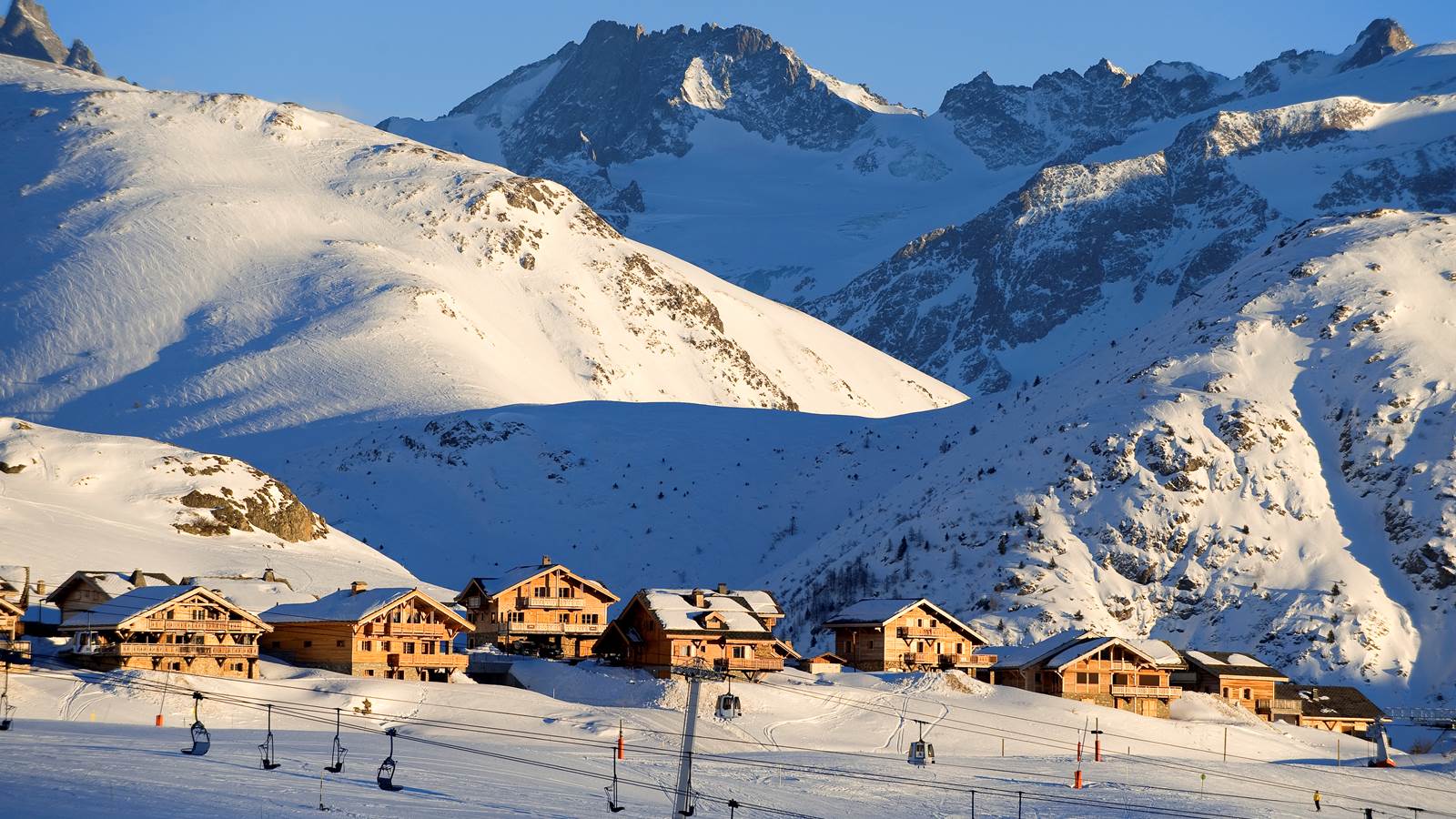L'Alpe d'Huez, au cœur du massif des Grandes Rousses