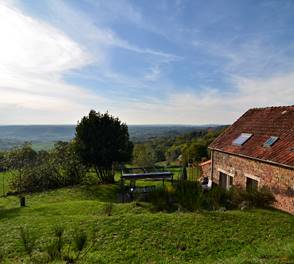 Le jardin et la terrasse avec vue sur Turenne
