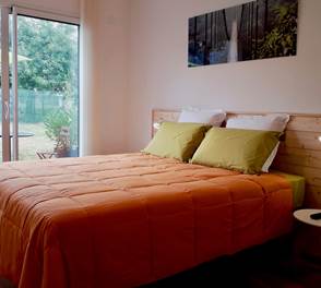 chambre côté jardin