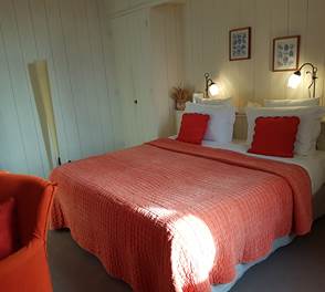 chambre confort vue sur le patio