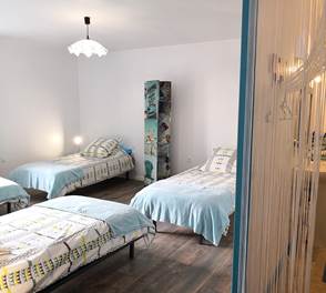 CH. jeun's et sa salle de bain privatve