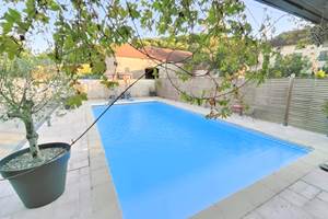 piscine-chauffée-gite-de-groupe