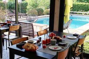 Pièce partagée - Les petits déjeuners.