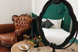 Chambre 2 - Domaine Labouroume - chambre d'hote a la campagne1